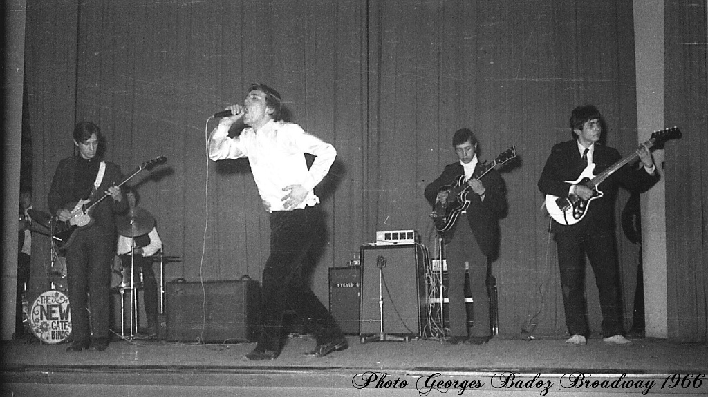 Les-New-Gate-Birds-au-Broadway - 1966.jpg